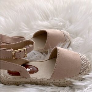 New girls nude shoes